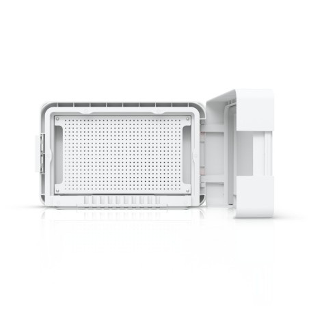 Ubiquiti A universal outdoor